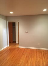3109 Calwagner St, Unit 1W in Franklin Park, IL - Building Photo - Building Photo