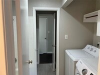 6111 Beverly Hill St photo'