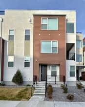 5452 Cardinal Park Rd in South Jordan, UT - Building Photo - Building Photo