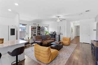 7409 Spring Ray Dr in Austin, TX - Building Photo - Building Photo