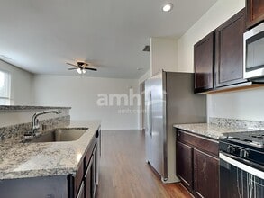 19315 21st Ave Ct E in Spanaway, WA - Building Photo - Building Photo