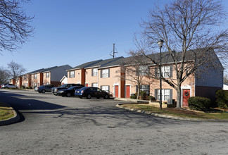 Orchard Pointe in Raleigh, NC - Foto de edificio - Building Photo