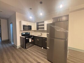 1607 John F. Kennedy Blvd, Unit 1 in Jersey City, NJ - Building Photo