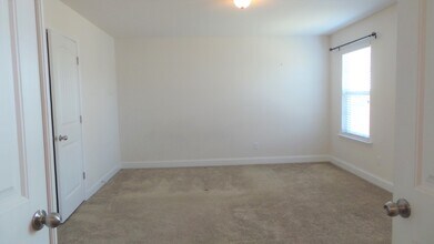 523 Applecross Dr in Mebane, NC - Building Photo - Building Photo