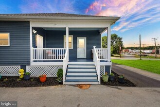 580 N Braddock St in Winchester, VA - Foto de edificio - Building Photo
