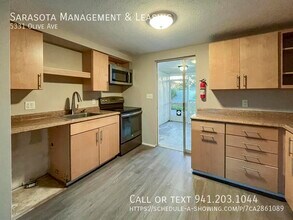 5331 Olive Ave in Sarasota, FL - Building Photo - Building Photo