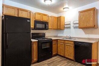 8340 W Mystery Dr in Arizona City, AZ - Building Photo - Building Photo