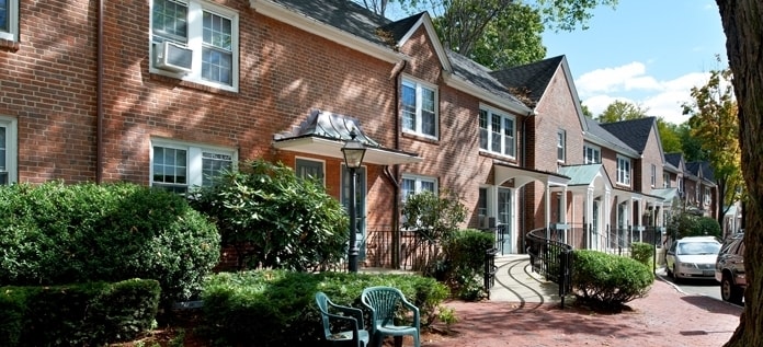 Harvard University Housing in Cambridge, MA - Building Photo