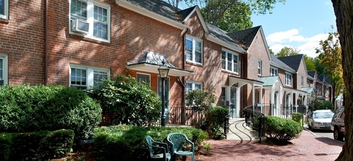 Harvard University Housing in Cambridge, MA - Building Photo