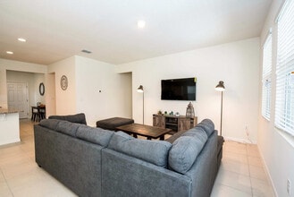 5277 Oakbourne Ave, Unit SI ID1263237P in Davenport, FL - Foto de edificio - Building Photo