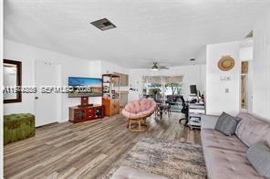 1261 SE Mendavia Ave in Port St. Lucie, FL - Building Photo - Building Photo