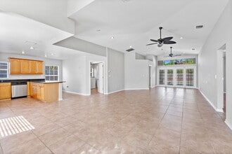 6515 34th Ave N in St. Petersburg, FL - Building Photo - Building Photo