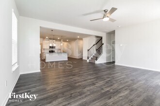 425 Yoshino Cherry Dr in Greer, SC - Building Photo - Building Photo