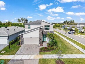 10638 Hensley St in Port St. Lucie, FL - Building Photo - Building Photo
