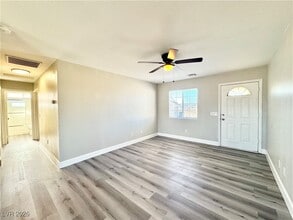 1960 Haiwee St in Pahrump, NV - Building Photo - Building Photo