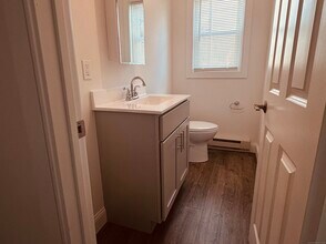 9 America St in Waterbury, CT - Building Photo - Building Photo