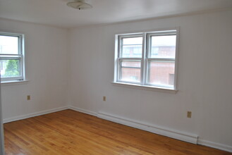 1206 S 23rd St in Easton, PA - Building Photo - Building Photo