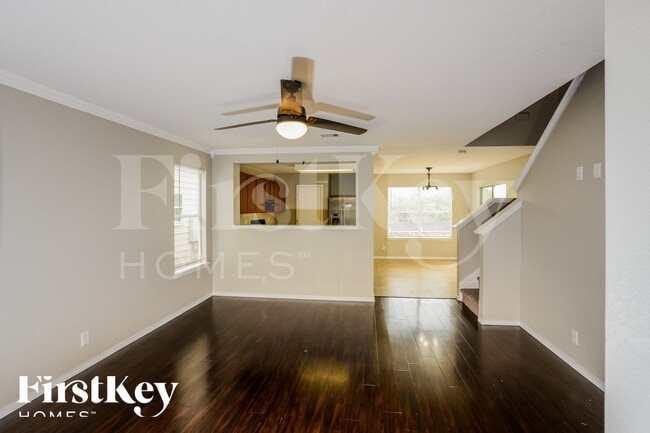 4623 Adkins Trail, Unit A9-3307 in San Antonio, TX - Foto de edificio - Building Photo