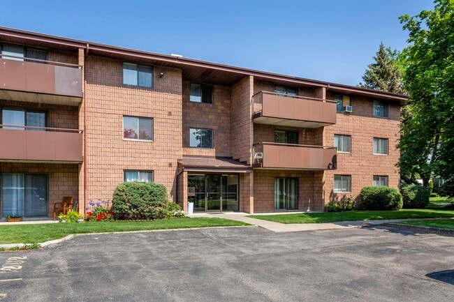 Heritage Place Apartments