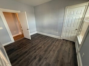 15 Huntington St in New London, CT - Building Photo - Building Photo