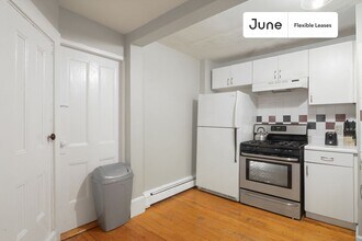14-18 Bacon Street in Newton, MA - Building Photo - Building Photo