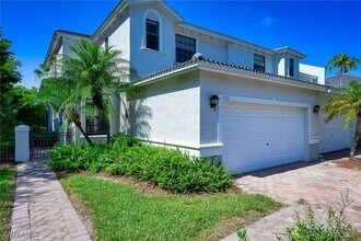 15056 Summit Pl Cir in Naples, FL - Building Photo - Building Photo