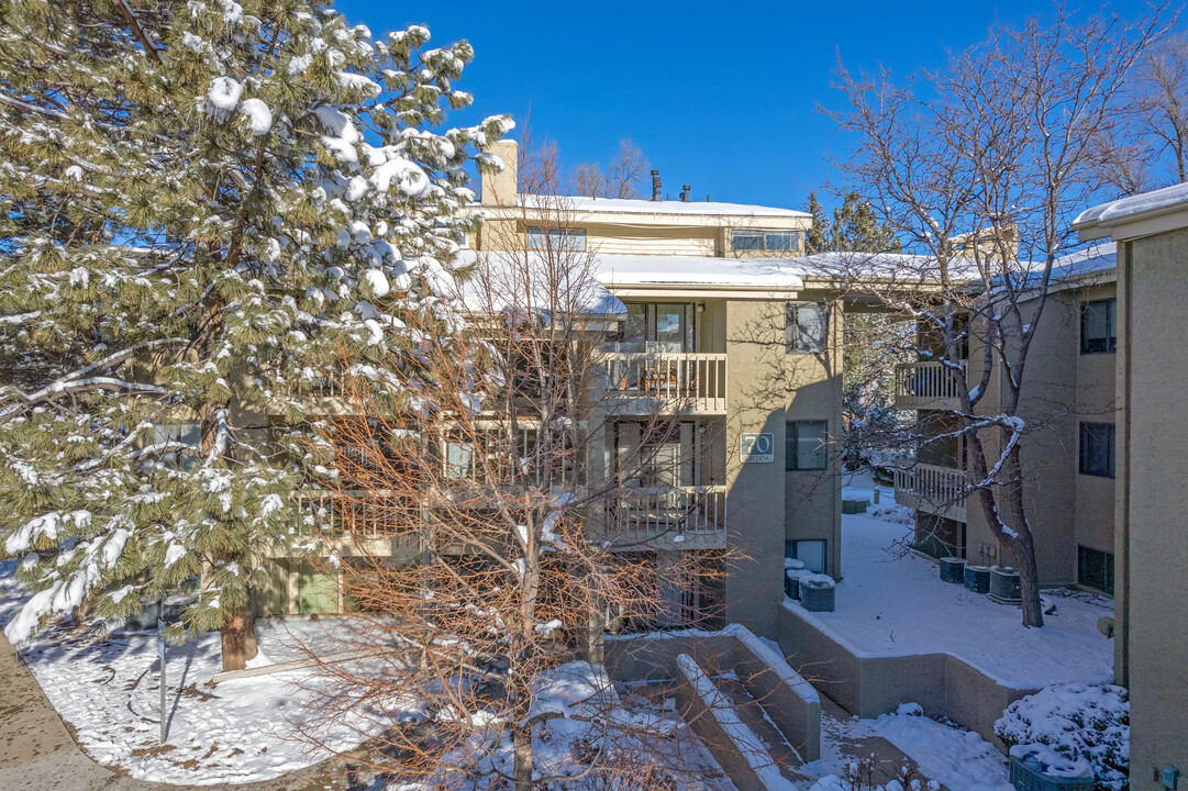 70 S Boulder Cir in Boulder, CO - Foto de edificio