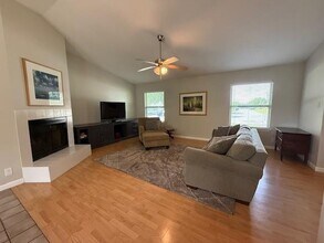 405 Tyrone Dr in Leander, TX - Building Photo - Building Photo