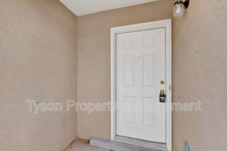 1301 Amole Vista St SW in Albuquerque, NM - Building Photo - Building Photo