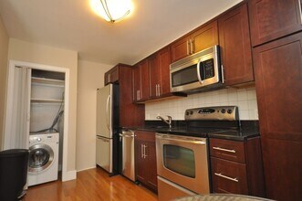 218 Newbury St in Boston, MA - Building Photo - Building Photo