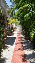 123 Salamanca Ave-Unit -3 in Coral Gables, FL - Building Photo - Building Photo