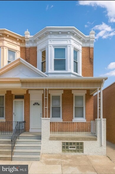 property at 3841 N Sydenham St