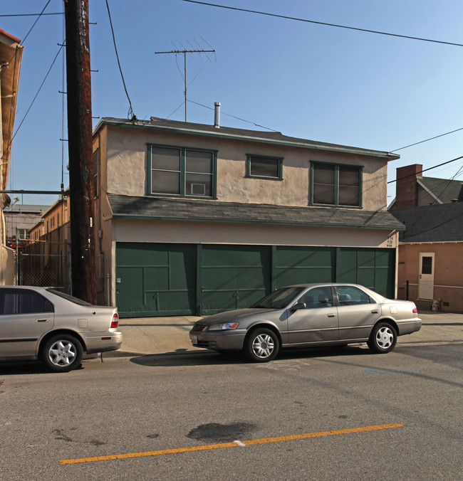 970-974 Yale St in Los Angeles, CA - Foto de edificio - Building Photo