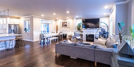 9067 Triumph Ave NE in Bremerton, WA - Building Photo - Building Photo