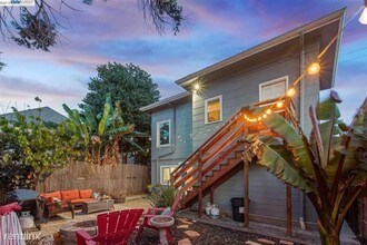 908 55th St in Oakland, CA - Building Photo - Building Photo