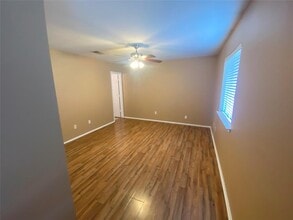 347 Old W Trail in Buda, TX - Building Photo - Building Photo