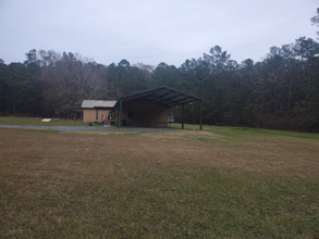 452 Lewis Perkins Rd in Leesville, LA - Foto de edificio - Building Photo