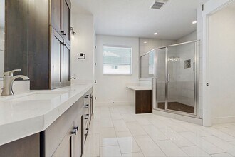 12179 Meadow Dr in Highland, UT - Building Photo - Building Photo