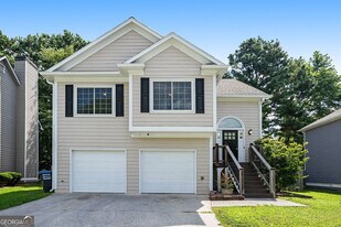 2121 Cumberland Creek Trail SW in Marietta, GA - Building Photo