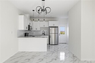 23 N Abesam Ave in Edinburg, TX - Building Photo - Building Photo