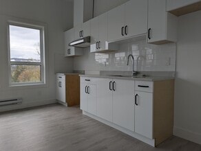 9849-9286 286 St in Maple Ridge, BC - Building Photo - Building Photo