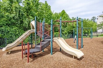 Aquia Terrace in Stafford, VA - Building Photo - Building Photo