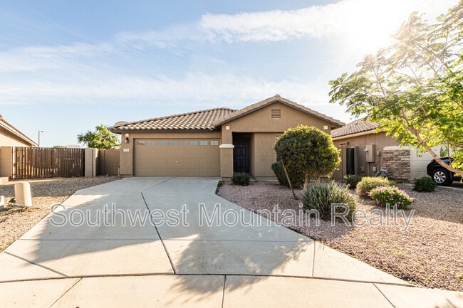 property at 3625 E Del Rio Dr