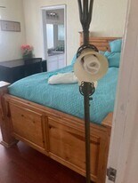 1721 Van Horne Ln, Unit close to the beach in Redondo Beach, CA - Building Photo