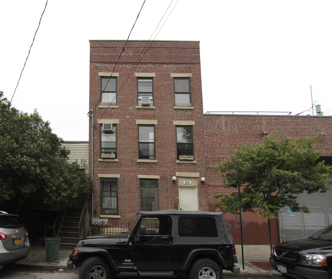 68 Dikeman St in Brooklyn, NY - Foto de edificio - Building Photo