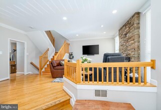 22 Houndswood Ct in Baltimore, MD - Building Photo - Building Photo