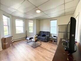 1572 Tremont St, Unit 2 in Boston, MA - Building Photo