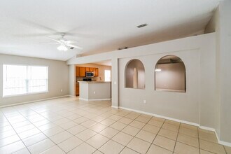 9127 Shindler Crossing Dr in Jacksonville, FL - Building Photo - Building Photo