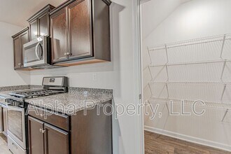 1210 Murdock Cir in Greer, SC - Building Photo - Building Photo