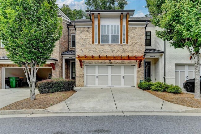 property at 5240 Cresslyn Rdg